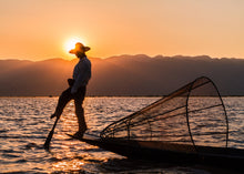 Load image into Gallery viewer, Passport Puzzles 1000 piece jigsaw puzzle Sunset Fisherman